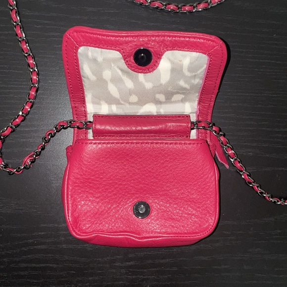 Red crossbody - Picture 5 of 8